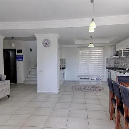 Villa ölüdeniz Ovacıkta 5 Yatak Odalı, 12 Kişilik , Müstakil Havuzlu 1
