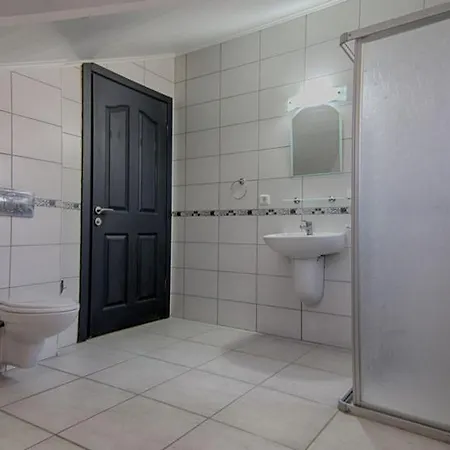 ölüdeniz Ovacıkta 5 Yatak Odalı, 12 Kişilik , Müstakil Havuzlu 1 * Fethiye